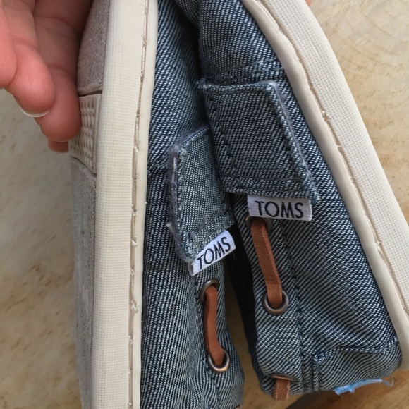 Buy☝️get☝️Toms Blue jean slip on’s & B.O.C sandals - Picture 4 of 8